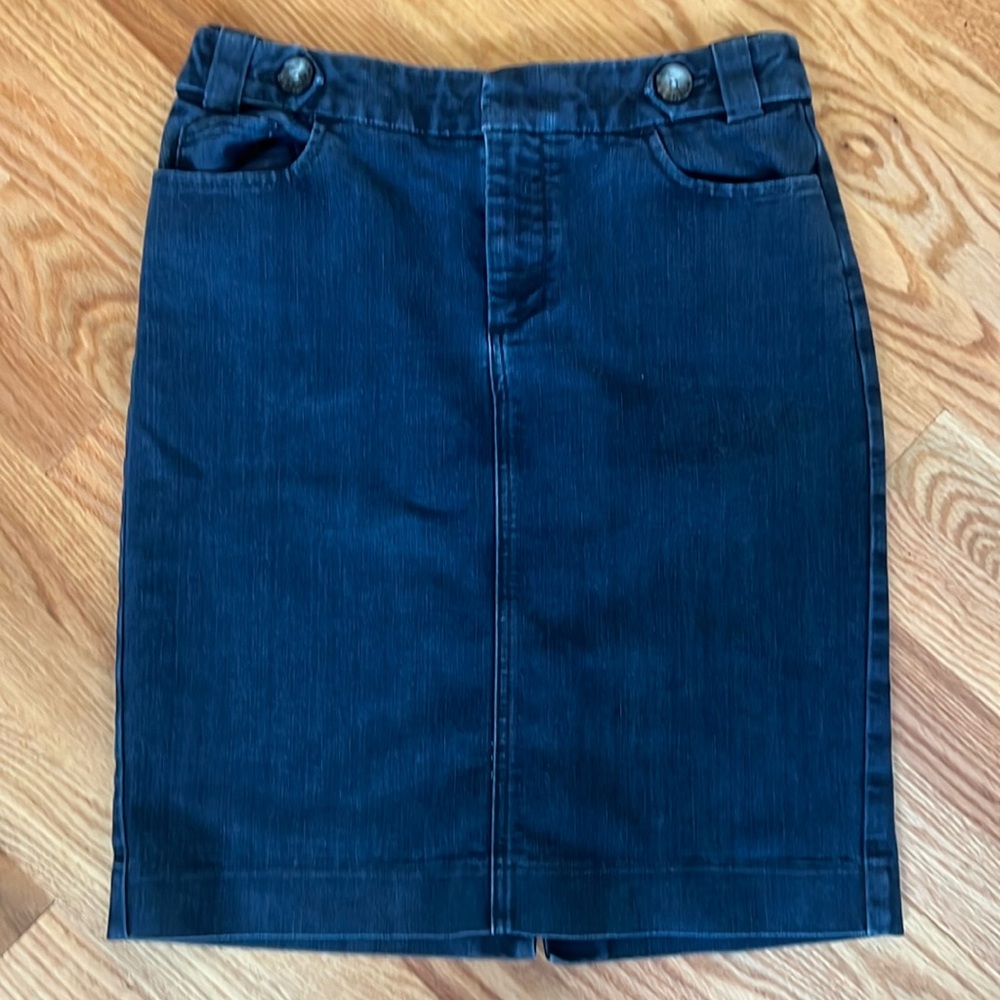 Denim skirt